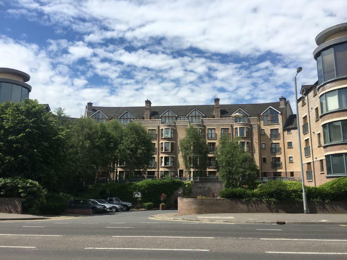 Penthouse, Park Royal Apartments, 841 Lisburn Road Belfast Exterior foto